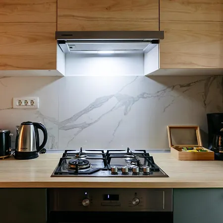 Family Corner Apartment *